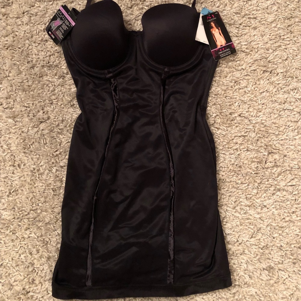 Slimming slip with bra